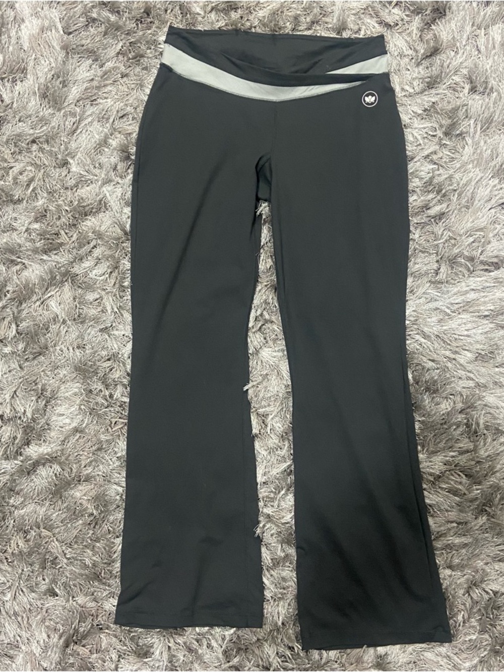 Roots 73 Athletics Label in Ash Gray and Gray.
